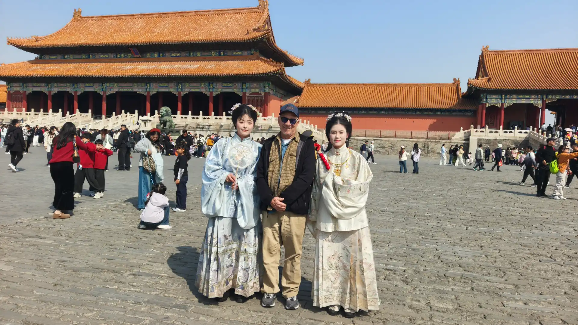 Private guided tour inside the Forbidden City in Beijing