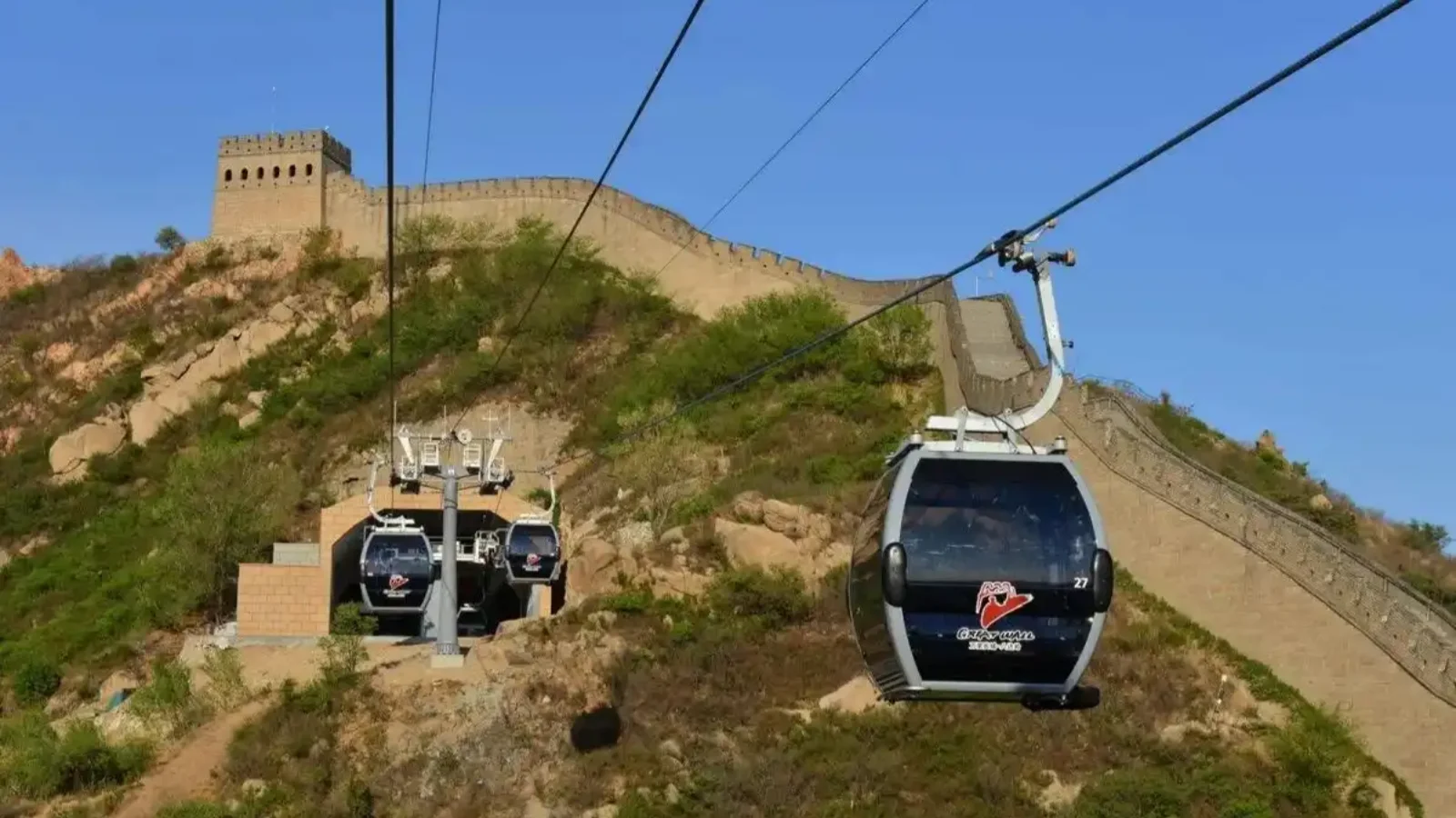 Travelers visiting Mutianyu Great Wall during Beijing layover tour